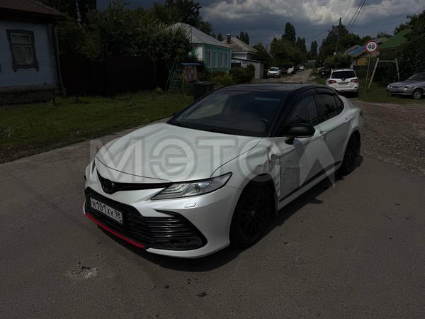 Toyota Camry 2021, фото 2