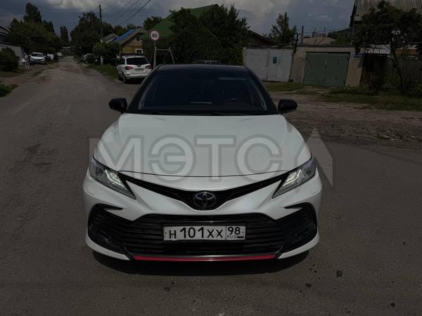 Toyota Camry 2021, фото 3