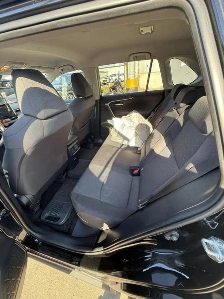 Toyota RAV4 2019, фото 6