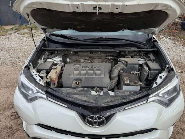 Toyota RAV4 2018, фото 5