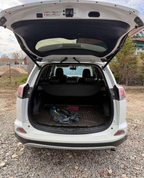 Toyota RAV4 2018, фото 6