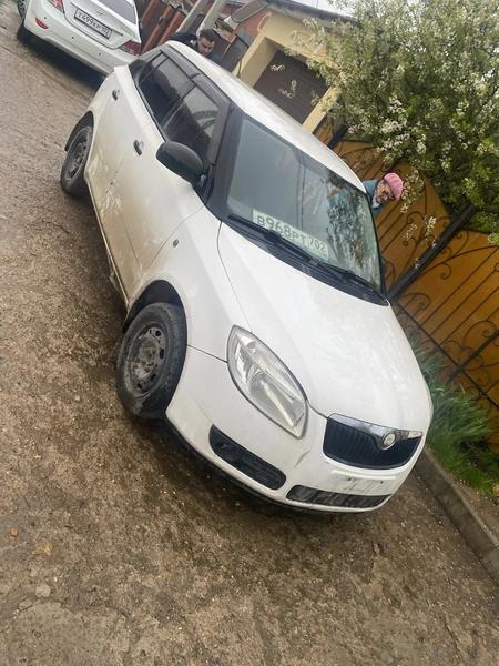 Skoda Fabia 2009, фото 2