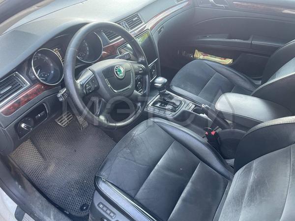 Skoda Superb 2010, фото 11