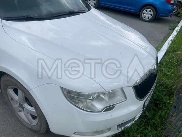 Skoda Superb 2010, фото 2