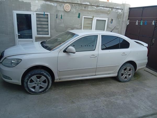 Skoda Octavia 2011, фото 2