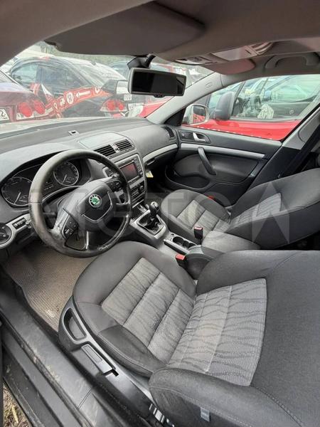 Skoda Octavia 2011, фото 9