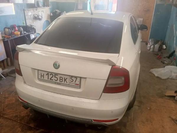 Skoda Octavia 2011, фото 2