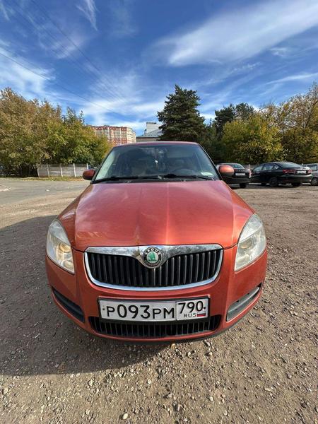 Skoda Fabia 2010, фото 4