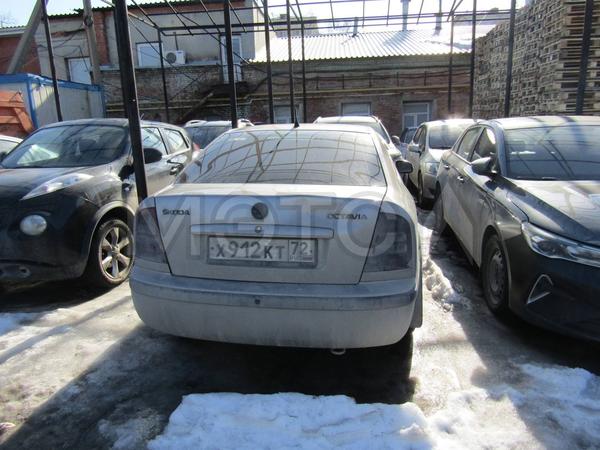 Skoda Octavia 2010, фото 13