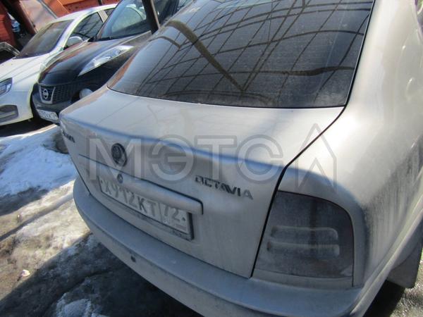 Skoda Octavia 2010, фото 11