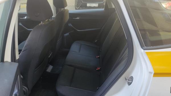 Skoda Karoq 2021, фото 8
