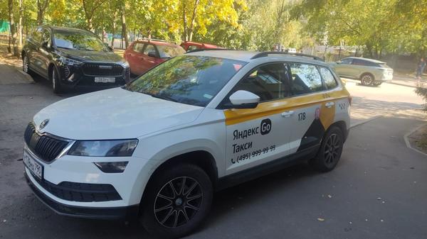 Skoda Karoq 2021, фото 3