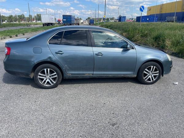 Volkswagen Jetta 2009, фото 2