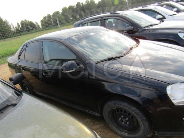 Volkswagen Jetta 2010, фото 2