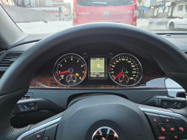 Volkswagen Passat 2010, фото 3