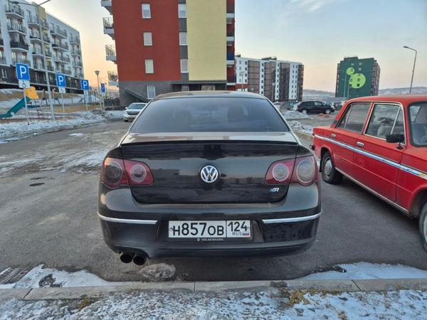 Volkswagen Passat 2010, фото 8