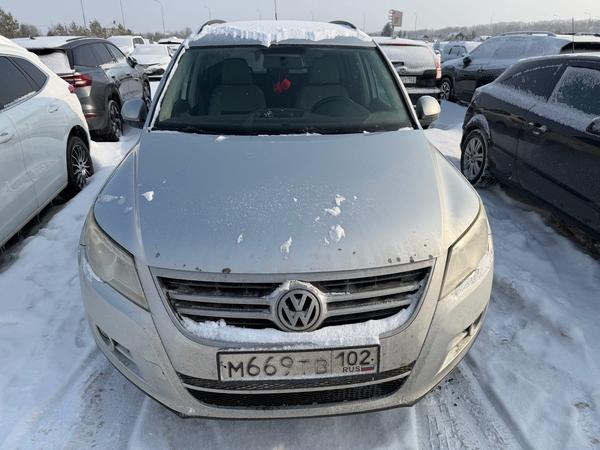 Volkswagen Tiguan 2010, фото 3