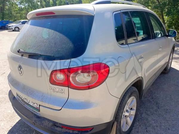Volkswagen Tiguan 2010, фото 7