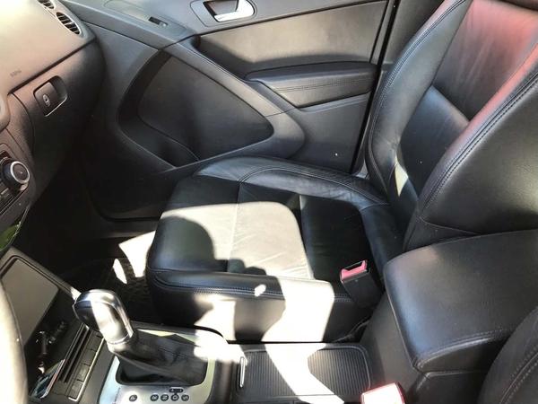 Volkswagen Tiguan 2011, фото 2
