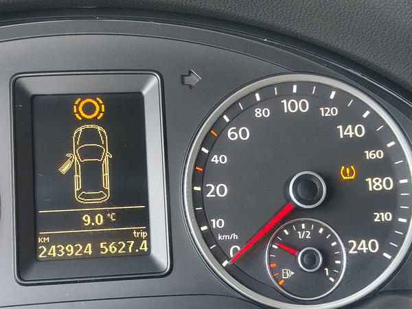 Volkswagen Tiguan 2011, фото 26