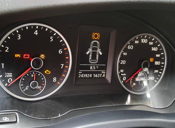 Volkswagen Tiguan 2011, фото 25