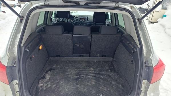 Volkswagen Tiguan 2011, фото 10