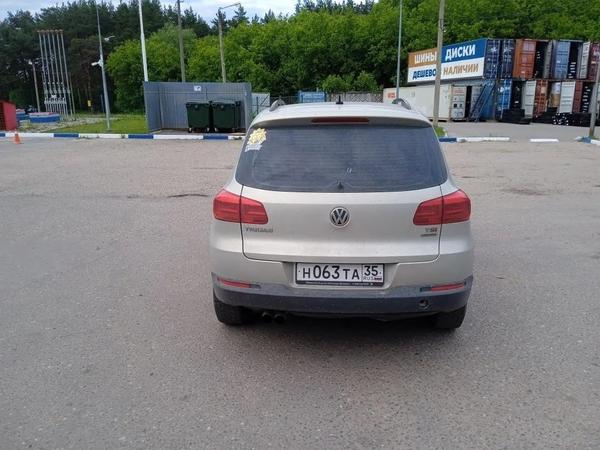 Volkswagen Tiguan 2012, фото 4