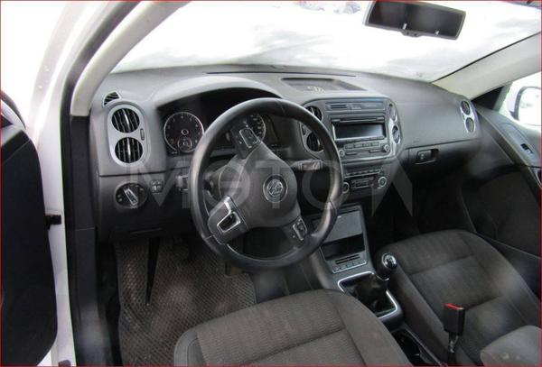 Volkswagen Tiguan 2012, фото 8