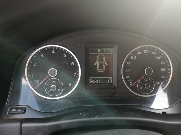Volkswagen Tiguan 2012, фото 4