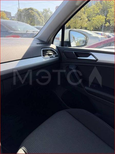 Volkswagen Tiguan 2018, фото 10