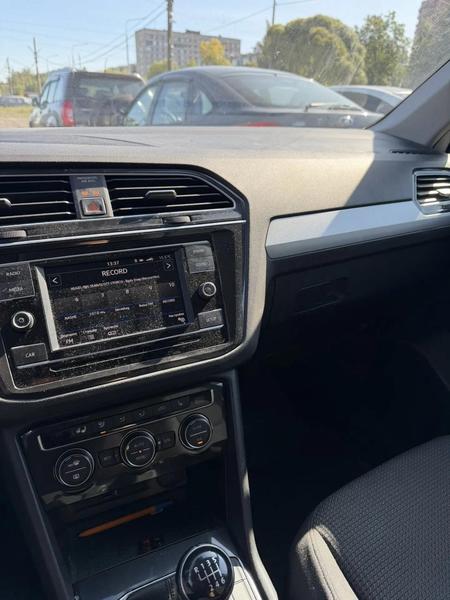 Volkswagen Tiguan 2018, фото 14