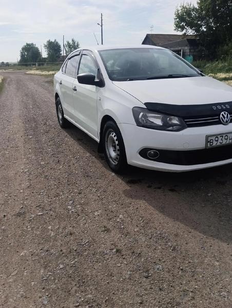 Volkswagen Polo 2011, фото 2