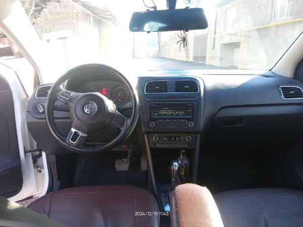 Volkswagen Polo 2011, фото 17