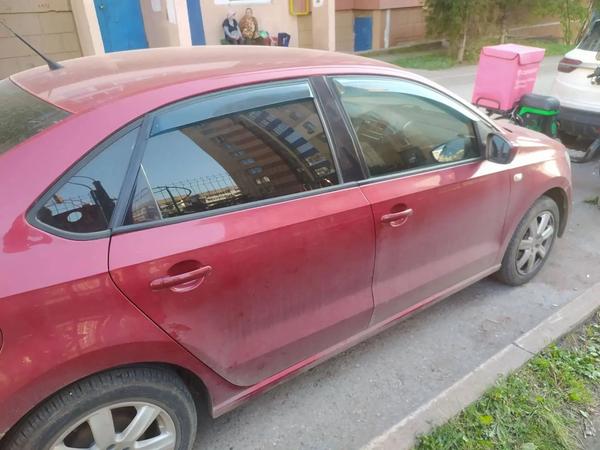 Volkswagen Polo 2012, фото 2