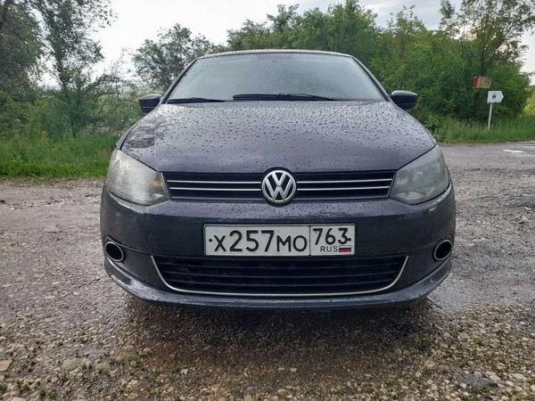 Volkswagen Polo 2015, фото 2