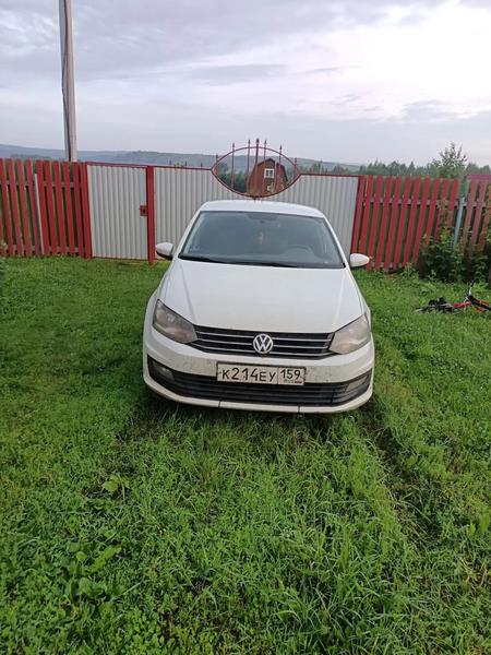 Volkswagen Polo 2015, фото 2