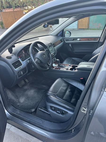 Volkswagen Touareg 2011, фото 3