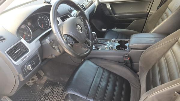 Volkswagen Touareg 2011, фото 3