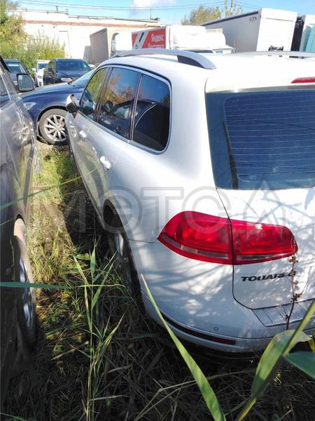 Volkswagen Touareg 2012, фото 2