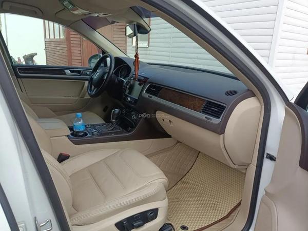 Volkswagen Touareg 2014, фото 4