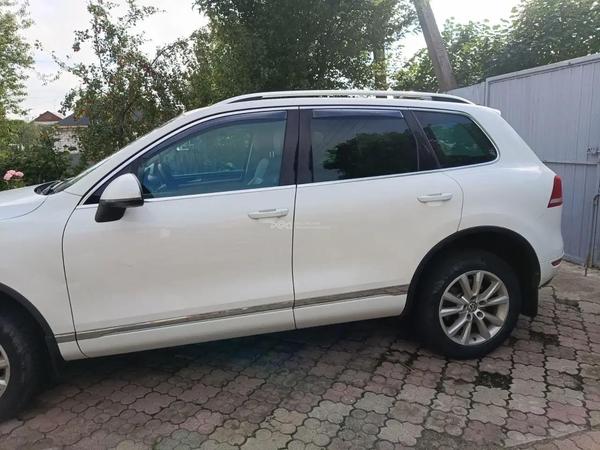 Volkswagen Touareg 2014, фото 2