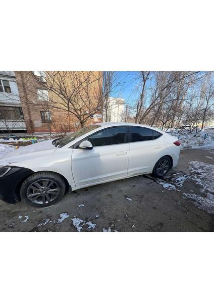 Hyundai Elantra 2016, фото 2