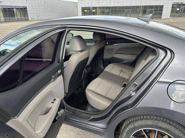 Hyundai Elantra 2019, фото 5