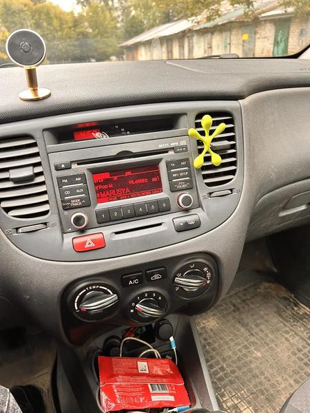 Kia Rio 2010, фото 26
