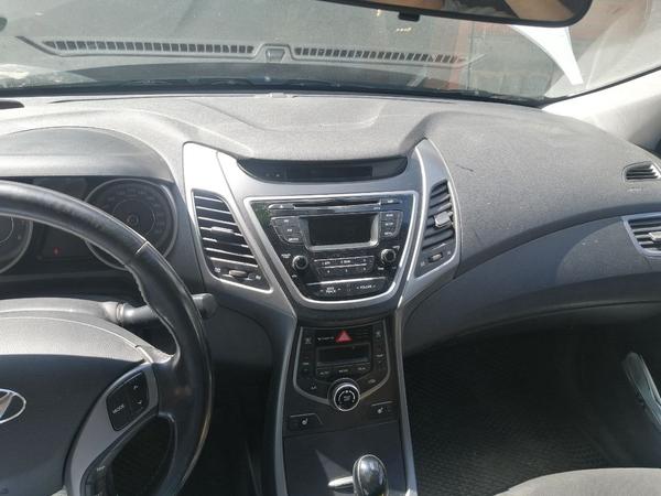 Hyundai Elantra 2015, фото 2