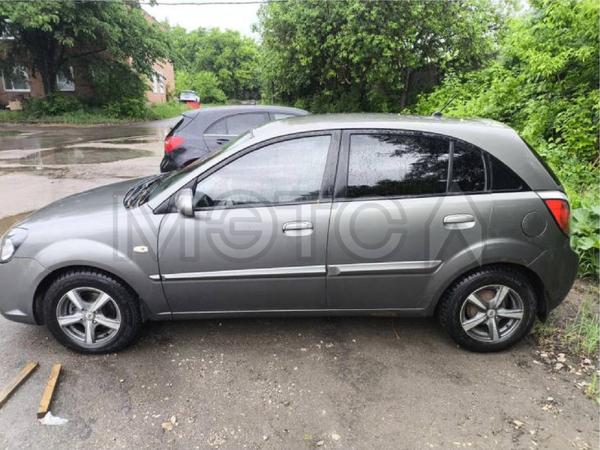 Kia Rio 2010, фото 2