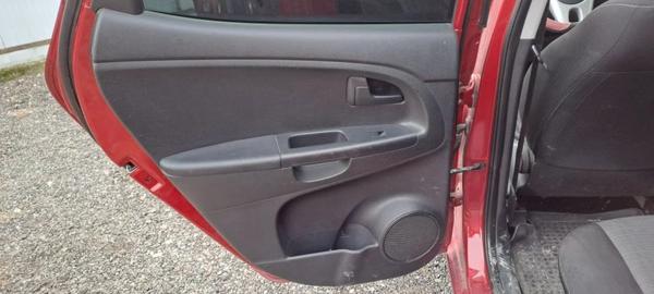 Kia Venga 2012, фото 5