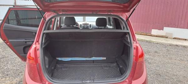 Kia Venga 2012, фото 17