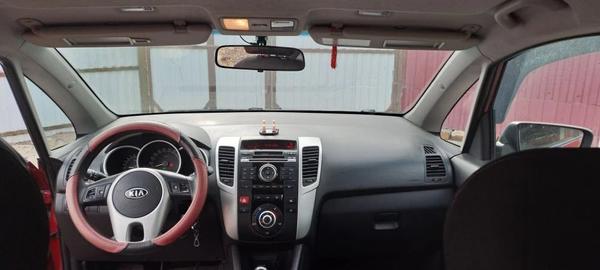 Kia Venga 2012, фото 24