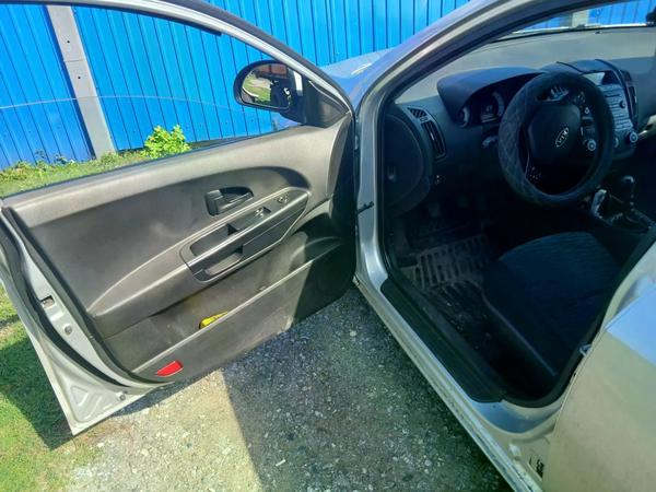 Kia Ceed 2009, фото 17